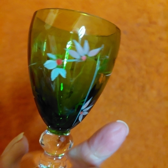 Vintage* 70s Set of 5 Clear Green Short Stem Liqueur/After-dinner Glasses - Picture 5 of 16